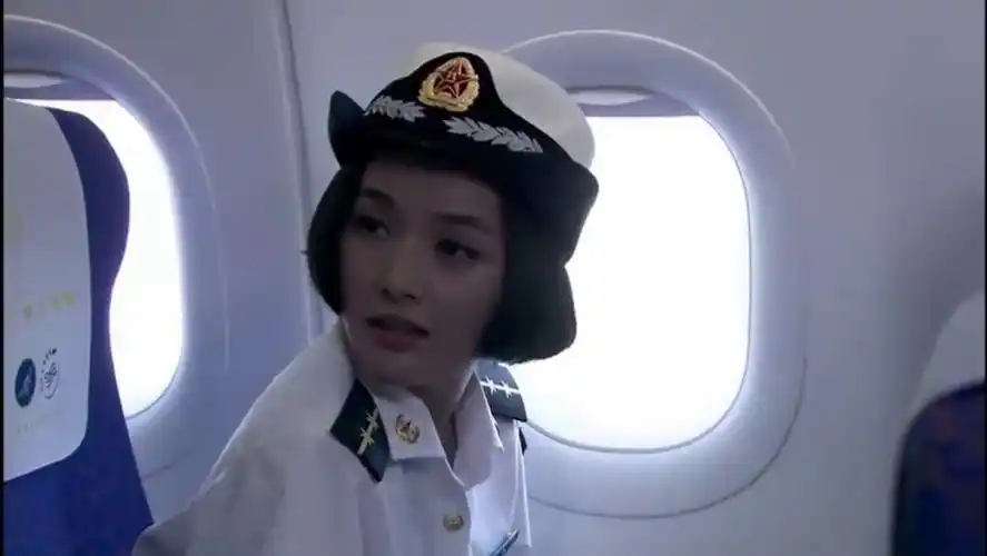 火蓝刀锋蒋小鱼替张冲追老婆不料沈鸽吃醋了这下麻烦大了