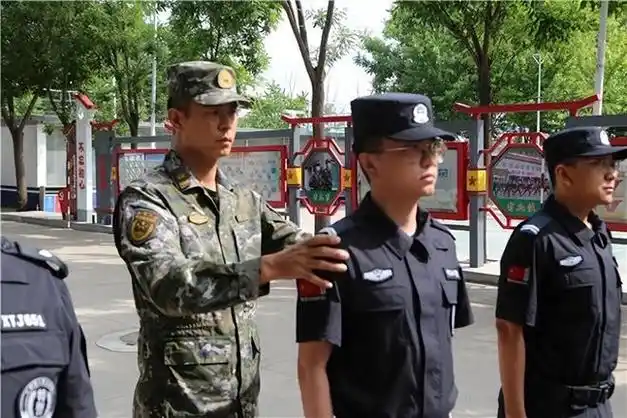 柳林县公安局巡特警大队积极开展"夏训"大练兵活动