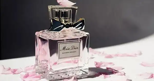 解析|各大品牌香水留香时间!