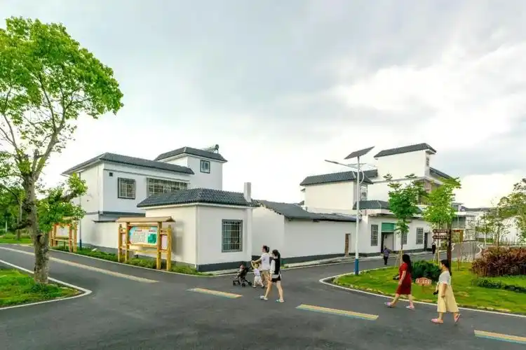 浓墨重彩绘就韶关美丽乡村画卷