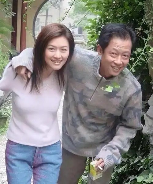 曾是陆毅前女友,丈夫狱中离世留下130亿遗产,她却选择重新拍戏|鲍蕾