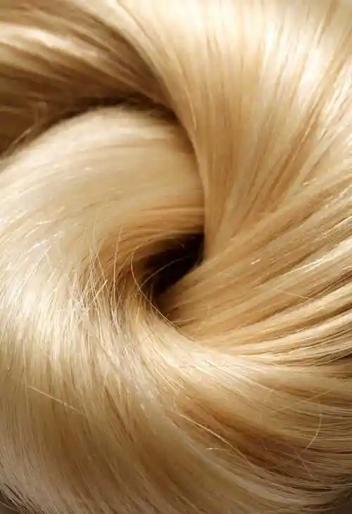 头发背景图片-卷曲的金色长发背景素材-高清图片-摄影照片-寻图免费