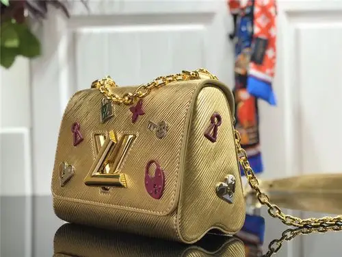 lv/路易威登 m50332 金色情人锁 twist 小号手袋--【包包_奢侈品网】
