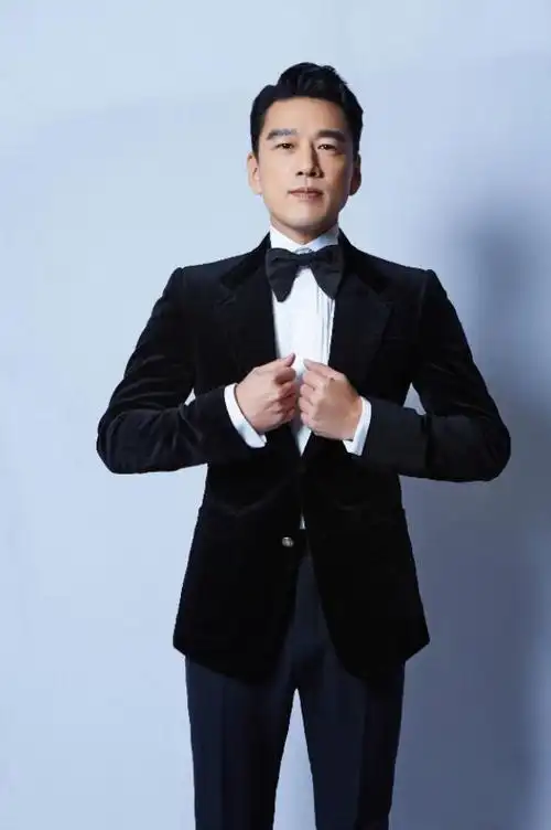 回顾王耀庆靠演技演活霸总娶小学同学郭晏青21年宠妻如宝