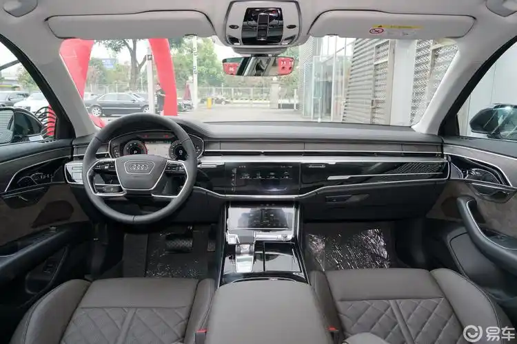 奥迪a8内饰-后排-动力-易车