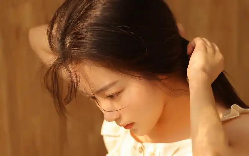 可爱美女图片高清桌面电脑壁纸 第一辑