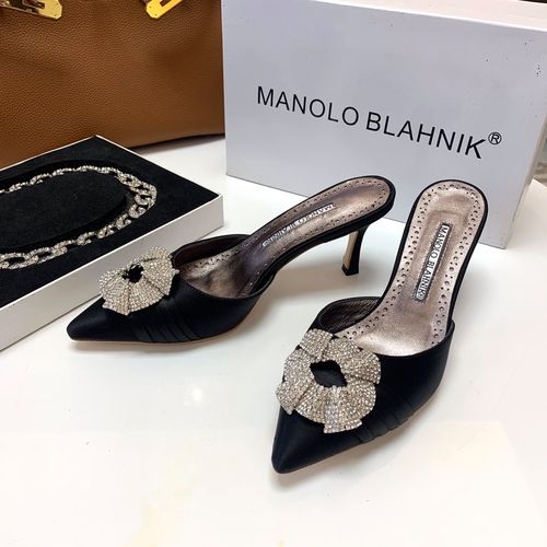 代购manolo blahnik/mb女鞋 百搭真丝一脚蹬包头尖头半拖高跟凉鞋