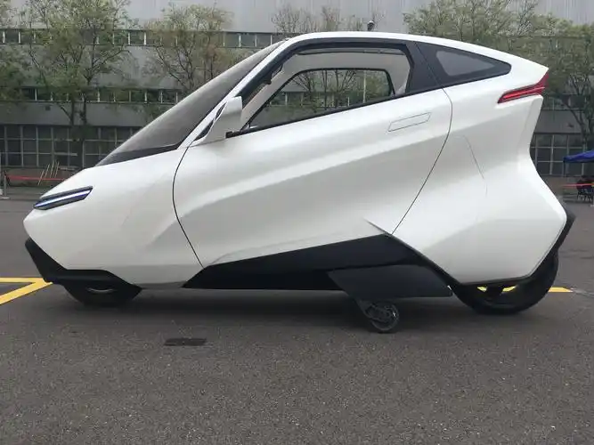 【道听图说】未来已至 凌云两轮电动汽车原型车