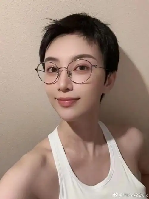 露耳超短发,时尚还帅气,爱个性的美女一定要试试|短发|发型|发质_新浪