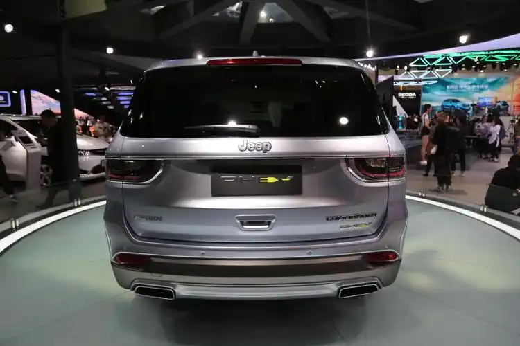 jeep大指挥官phev插混版,即将亮相六月深港澳车展!