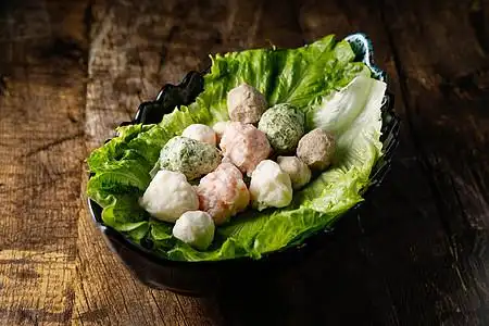 鸡丸虾丸鱼豆腐背景