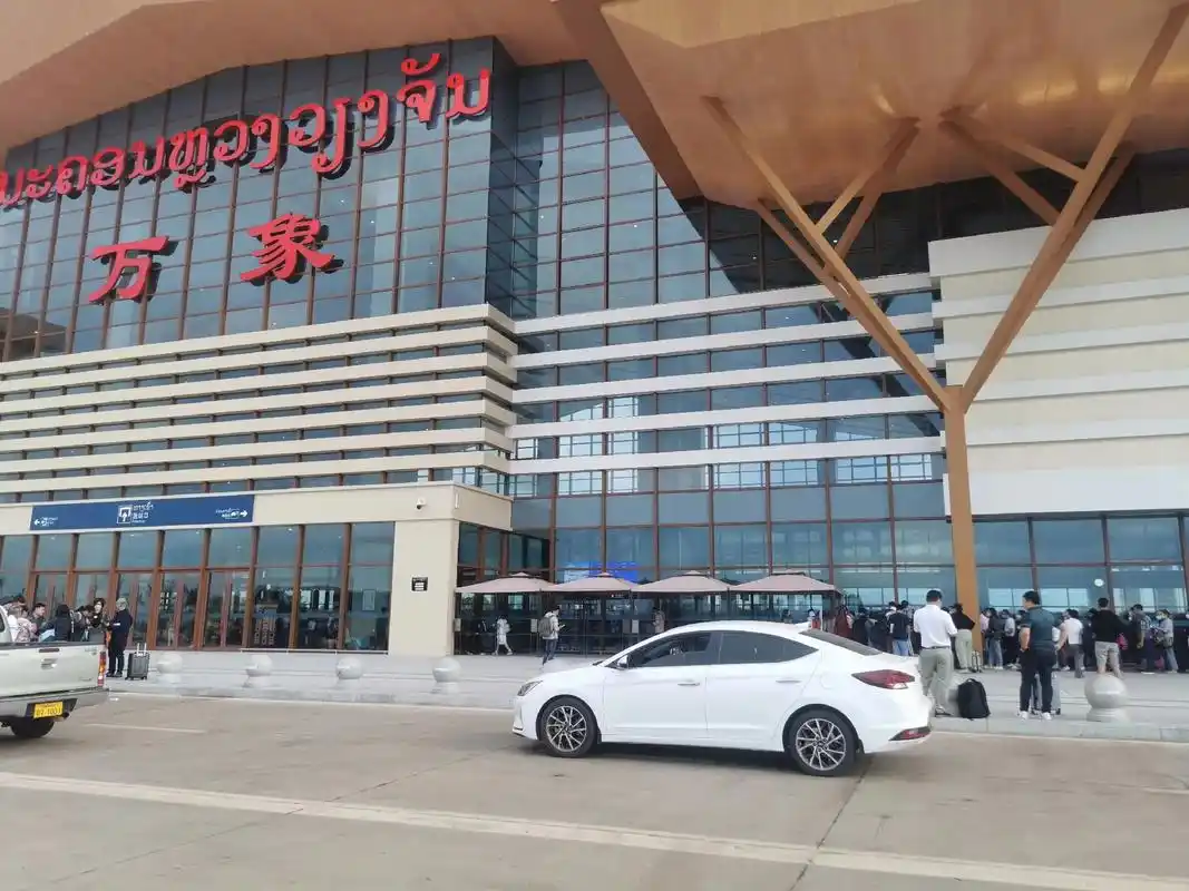 🇱🇦老挝泰国包车服务|万象动车站🚅.🇱🇦老挝包车服 - 抖