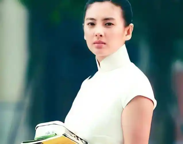 原创张雨绮早年和陈冠希合照流出看到照片才知周星驰的眼光有多毒