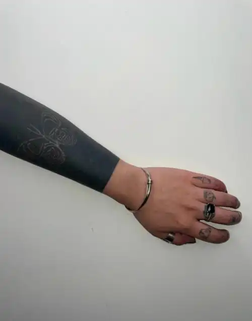 蝴蝶割皮纹身图片割皮纹身恢复后是怎么样的4