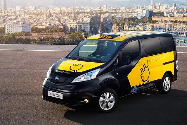 脱胎换骨"大面的",nv200挺进伦敦 - 啊车网