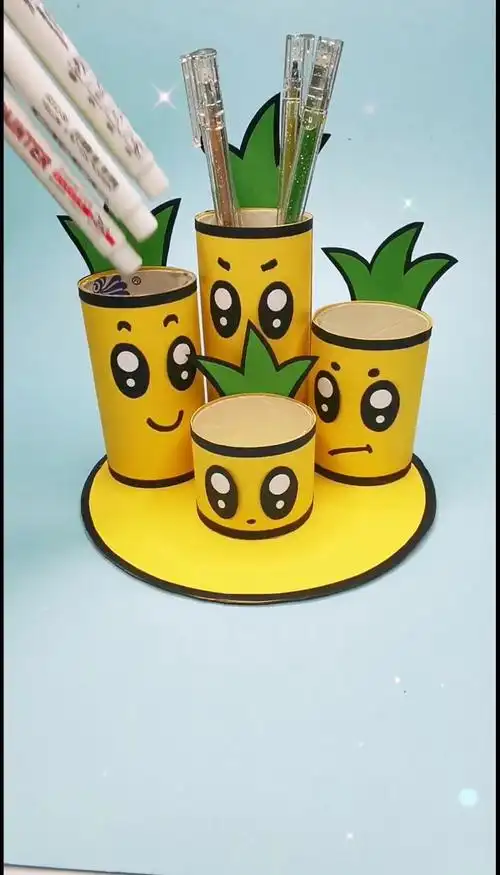 手工制作#废旧纸筒华丽变身菠萝笔筒,快来一起做个吧-度小视
