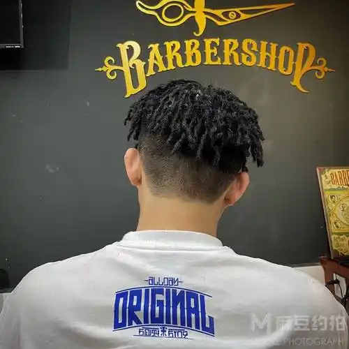 美式脏辫黑人烫美式油头有兴趣找我