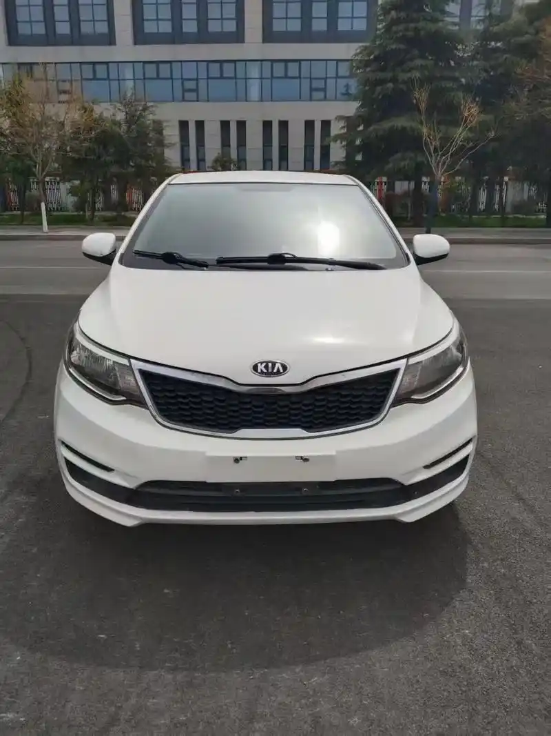 全款2万了多块钱 新到2016起亚k2,自动挡,全车原版