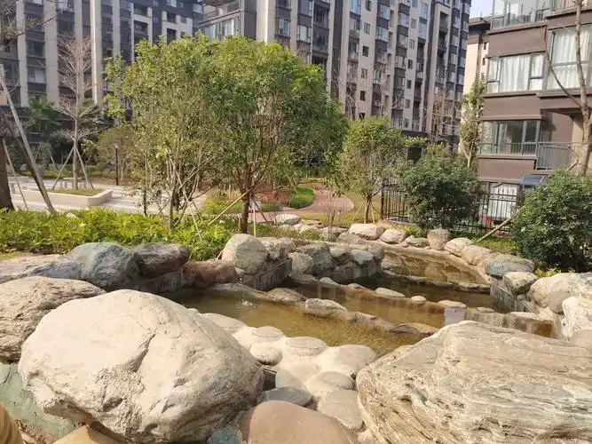 红河房产网>红河二手房>蒙自二手房>人民医院二手房>南湖花园2期>