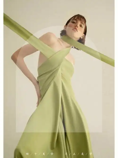 朋友圈美学晒单海报设计素材