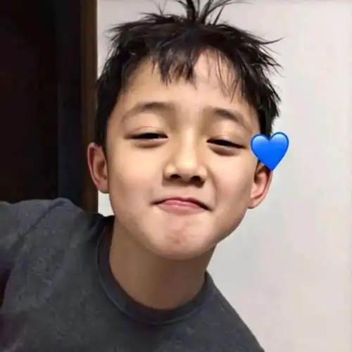 2023年最火可爱小孩头像情侣【婚礼纪】