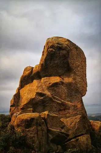 196张图片记录海边山上鬼斧神工,千姿百态,惟妙惟肖的石头