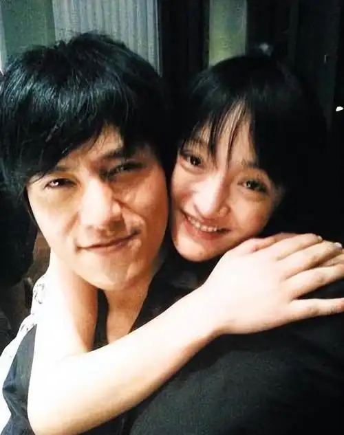 导演刘信达怒指陈坤:不要整天和周迅玩暧昧,有种说老婆是谁?