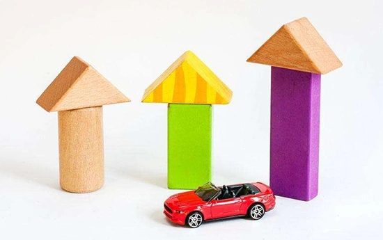 小班数学教案《认识三角形》 认识三角形分辨三角形物品