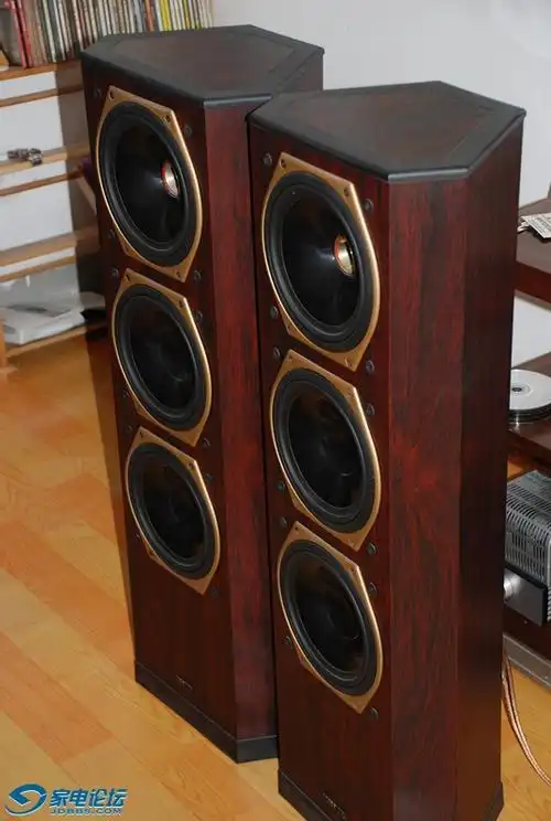 上海出--天朗70周年纪念-708落地音箱 以出.