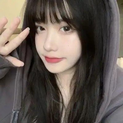 女生头像真人可爱萌妹普吉岛的夏天永不停歇我爱的少年永远热恋