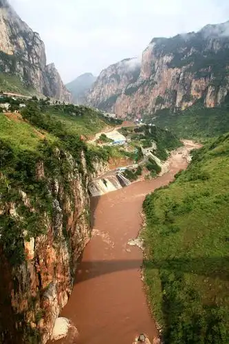 壮观北盘江大峡谷