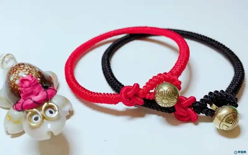 2 同心结本命年金刚结情侣手绳编绳视频教程