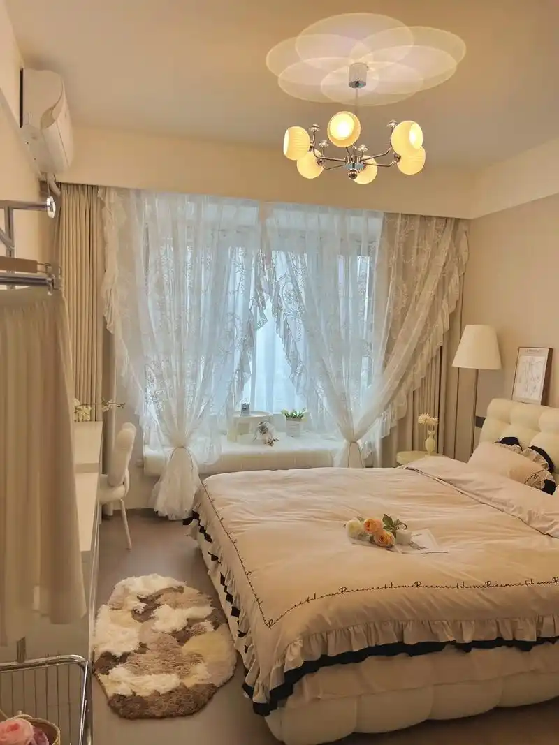 幸亏没听我妈的,女孩子的卧室这样装太香了.