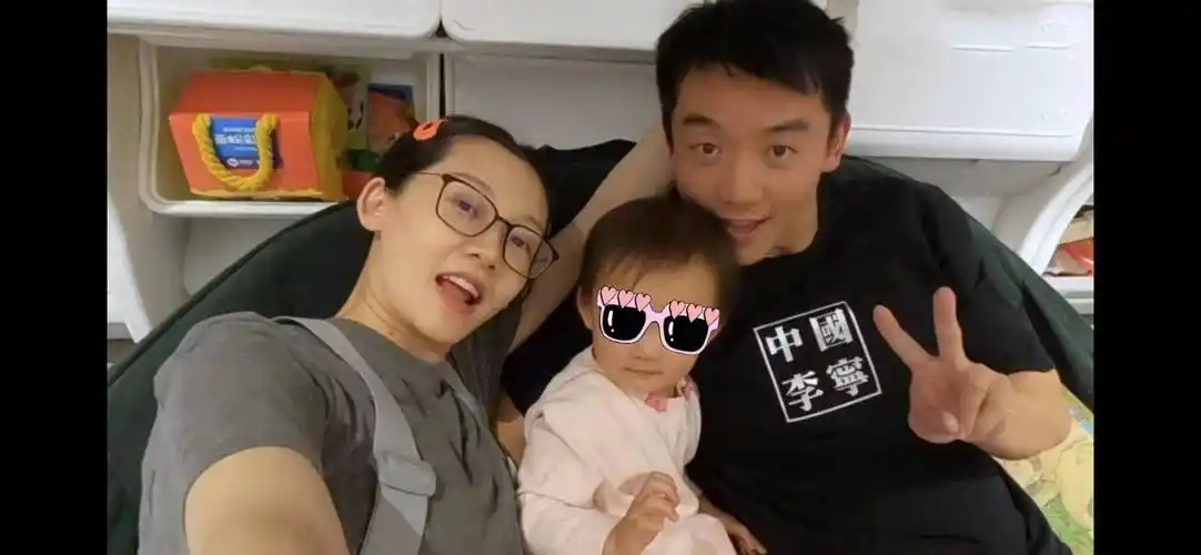 原创郑恺二胎宝宝将出生陪伴待产暂别跑男结婚2年抱俩惹人羡