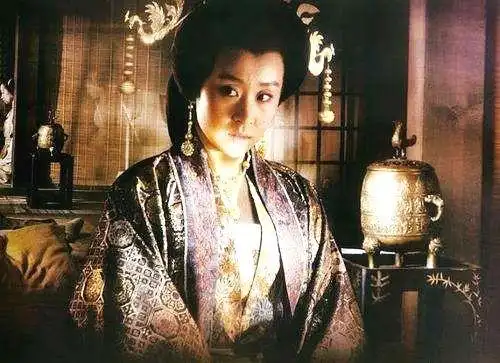 《贞观之治》,长孙皇后对李渊的小老婆们,长孙氏也在其中周旋,送