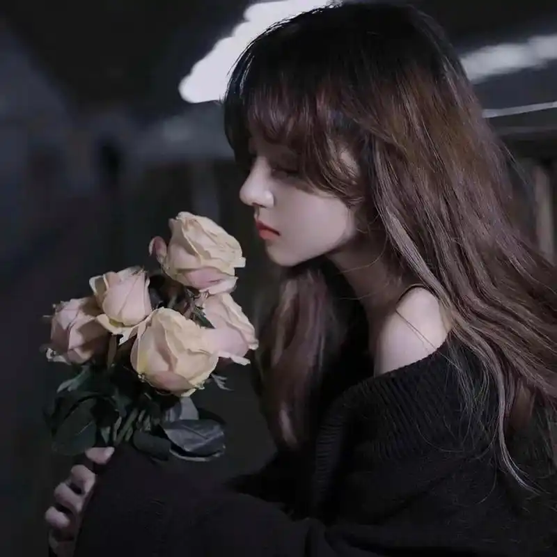 女生真人头像不露脸头像