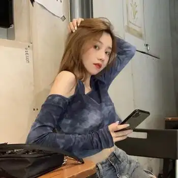 露肚脐上衣长袖学生漏肚子的衣服女生泫雅风女装露肩t恤女夏季2020年