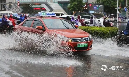 广西雨区南扩南宁局地有大暴雨