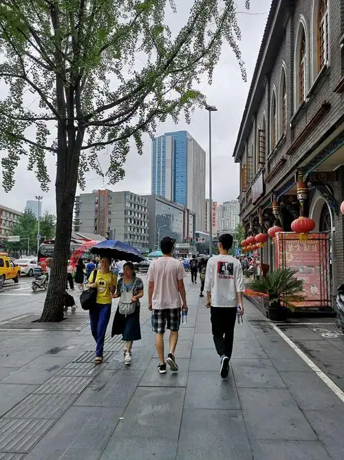 成都街头走一走.