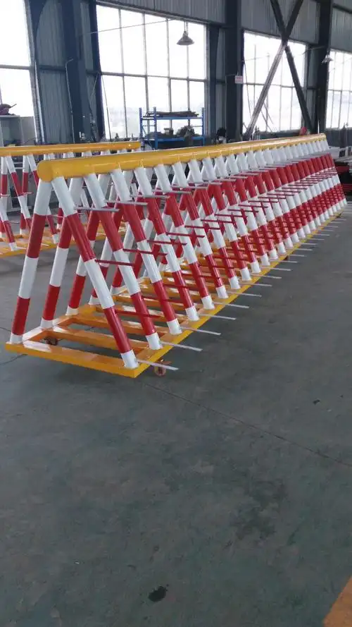 门口使用防撞隔离拒马定制拦车铁马路障美观实用