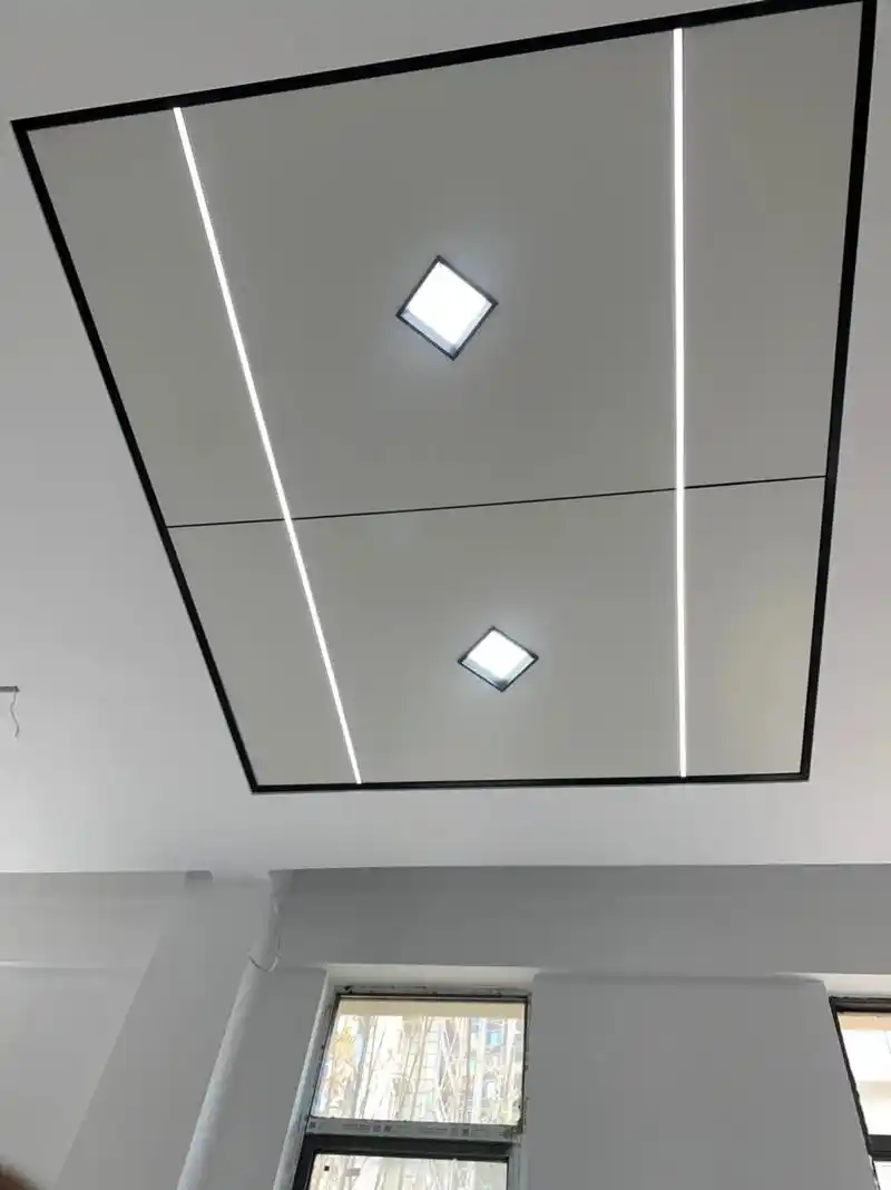 同城精选 #集成吊顶 #蜂窝大板吊顶效果图 #奋斗的90后 - 抖音