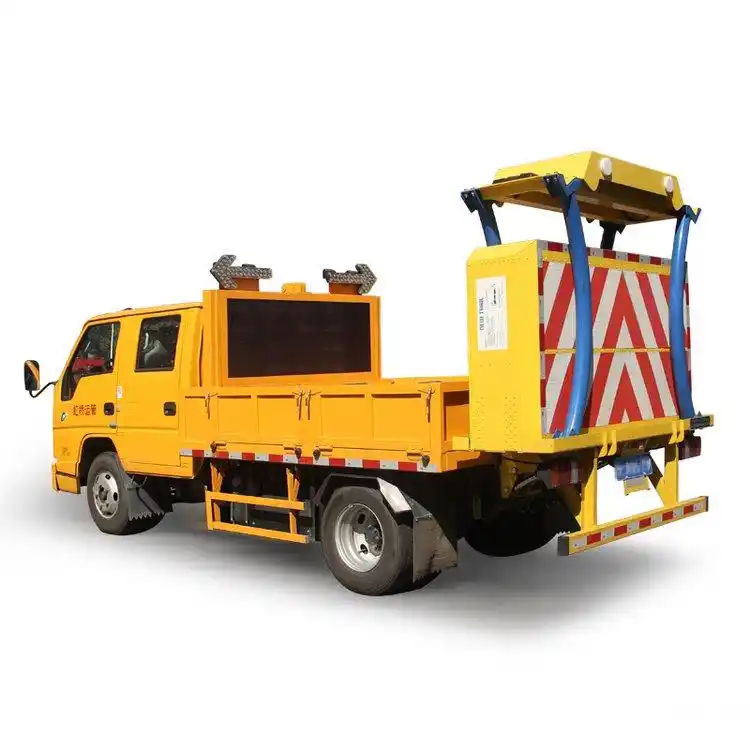 江铃蓝牌70型防撞车及皮卡防撞缓冲车出租服务