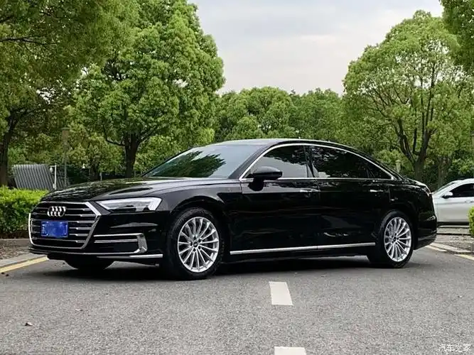 21年奥迪a8 50舒适 五万多公里 便宜出