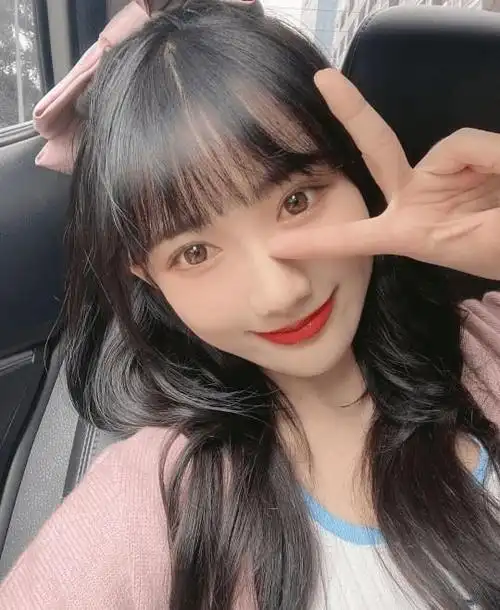 林晚晚已经不再掩饰替身越来越离谱如今连身高都不一样了