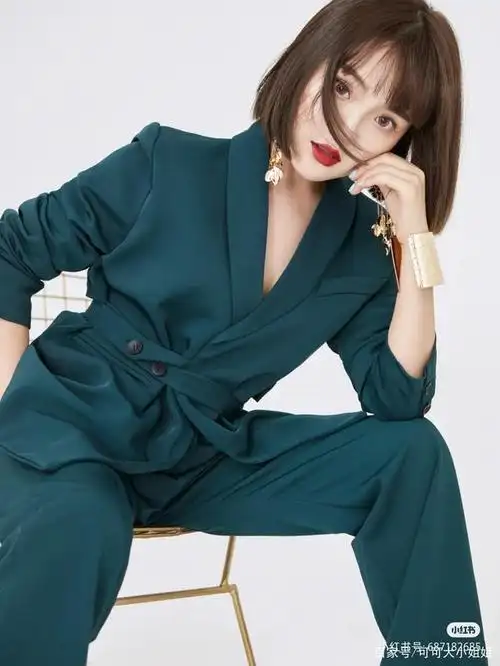 西装少女高级形象写真