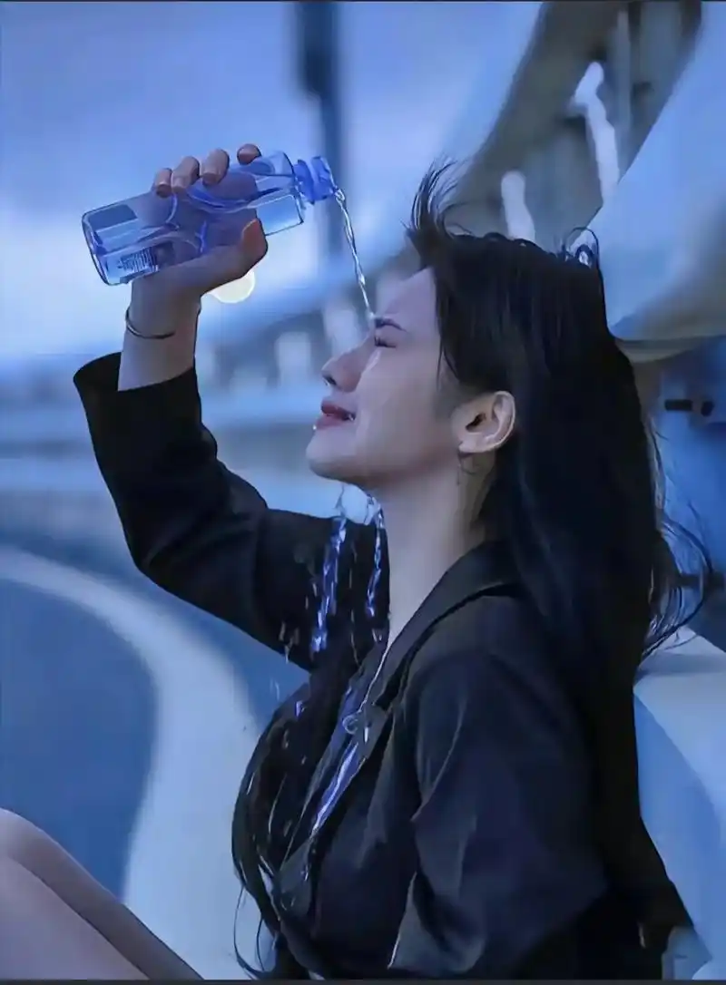 女人不怕受累,最怕受委屈,疼的时候可以忍,苦的时候可以忍,唯 - 抖音