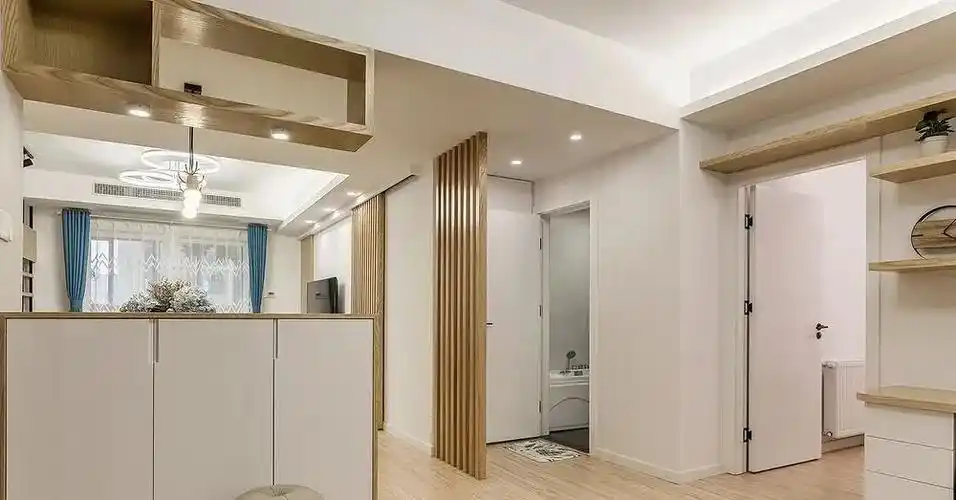 在卫生间门口做隔断