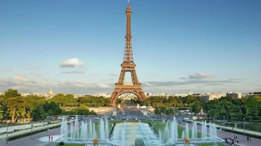 巴黎三天两夜菌带你相约巴黎年度最优打折季梦幻迪士尼古典又浪漫的