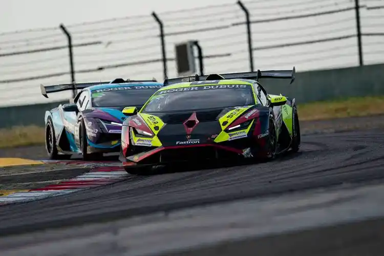 gt车队锁定今年兰博基尼super trofeo亚洲挑战赛组别总冠军_lee_比赛