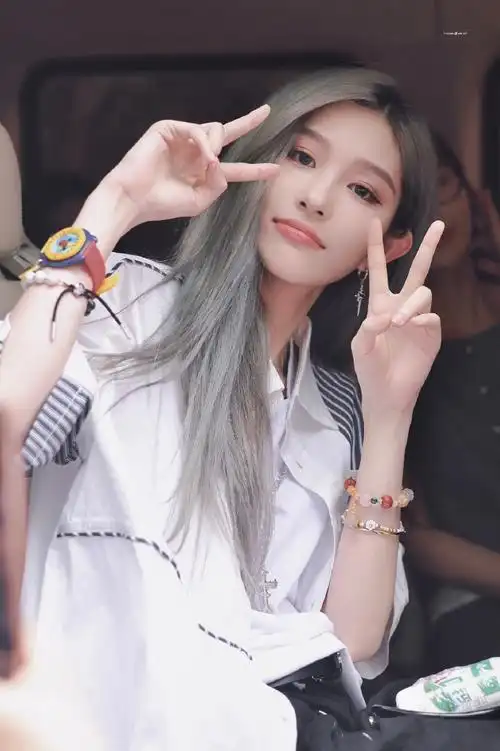 王奕超话383936333635 下班05@snh48